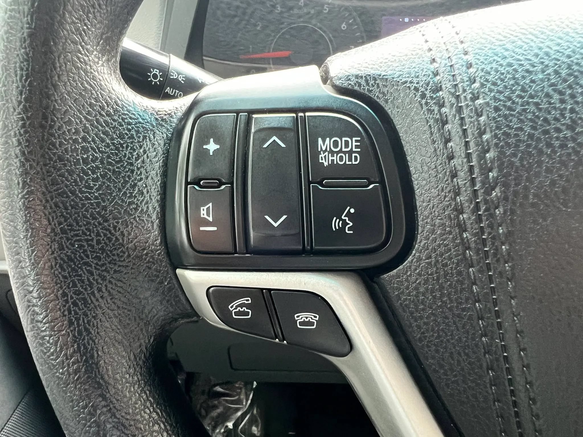 Used 2017 Toyota Sienna LE w/ Protection Package AWD/4WD image 25