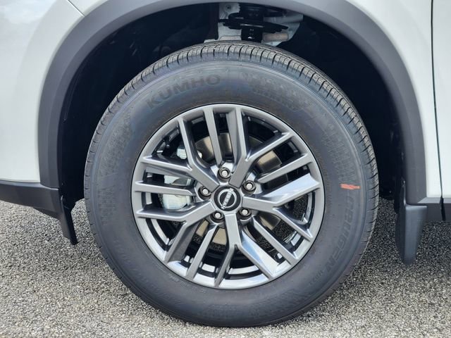 New 2025 Nissan Rogue S image 8