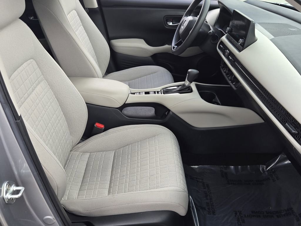 Certified 2023 Honda HR-V LX image 18