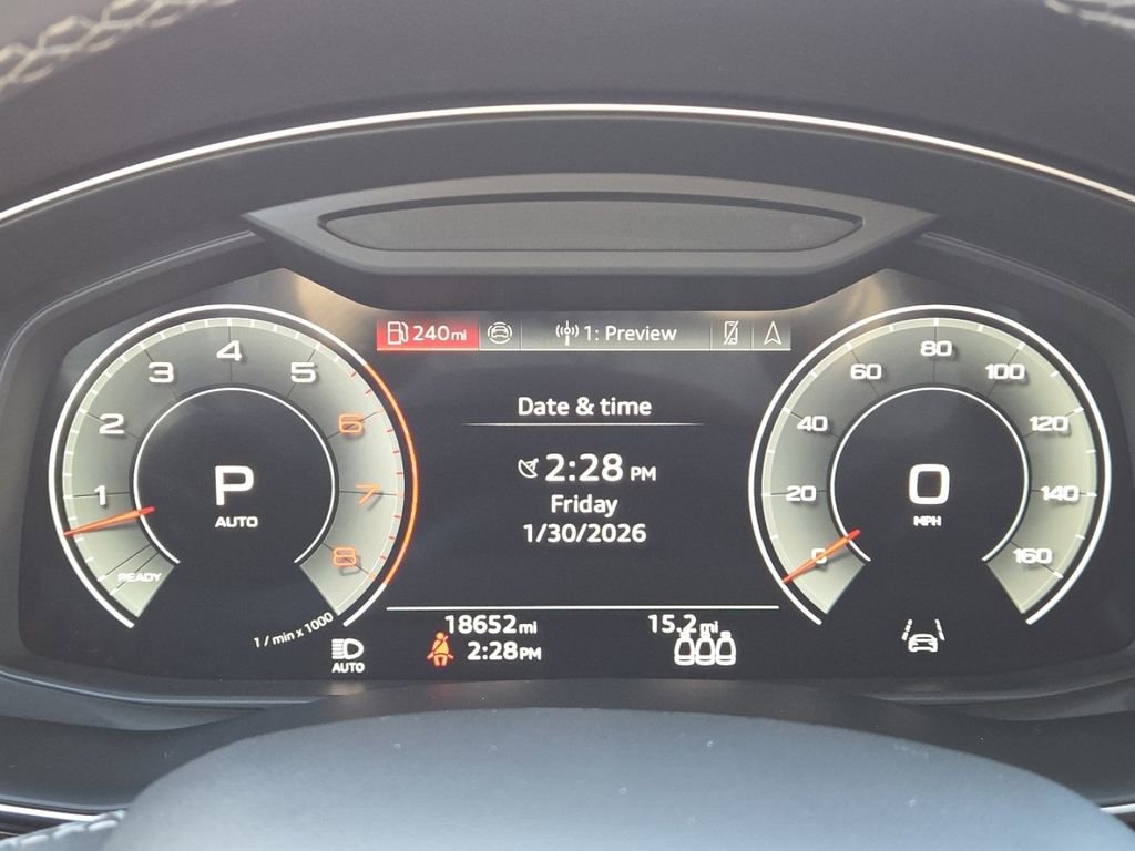 Used 2025 Audi Q8 Prestige image 36