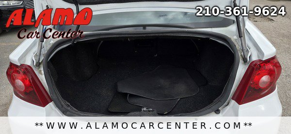 Used 2013 Dodge Avenger SE image 24