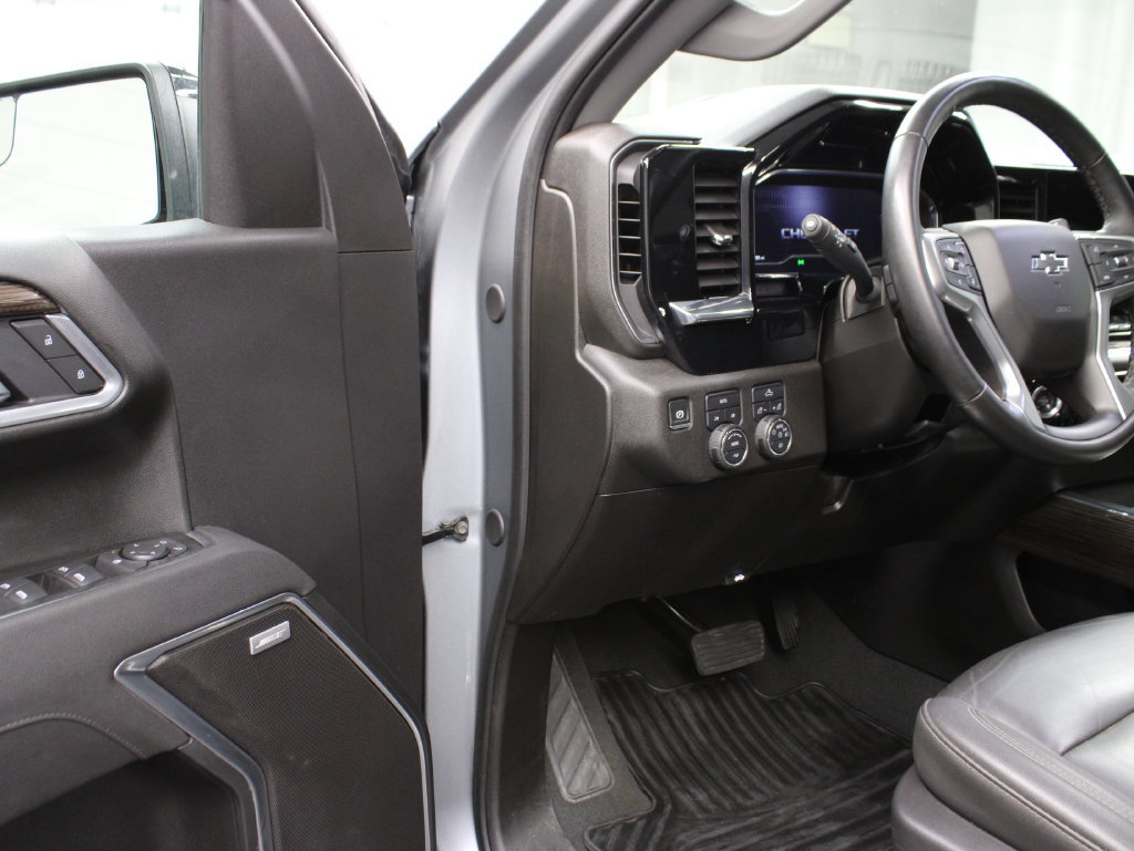 Used 2025 Chevrolet Silverado 1500 RST w/ Convenience Package II AWD/4WD image 48