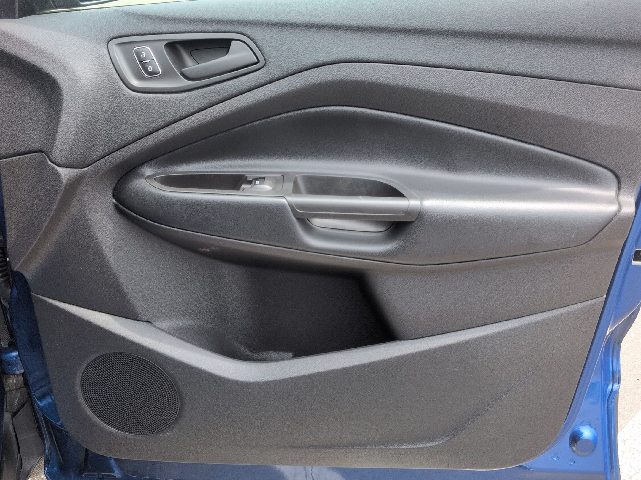 Certified 2019 Ford Escape S FWD image 33