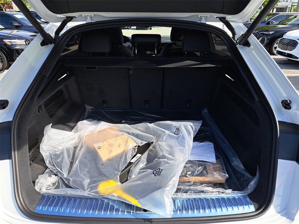 New 2026 Audi Q8 Premium Plus image 31