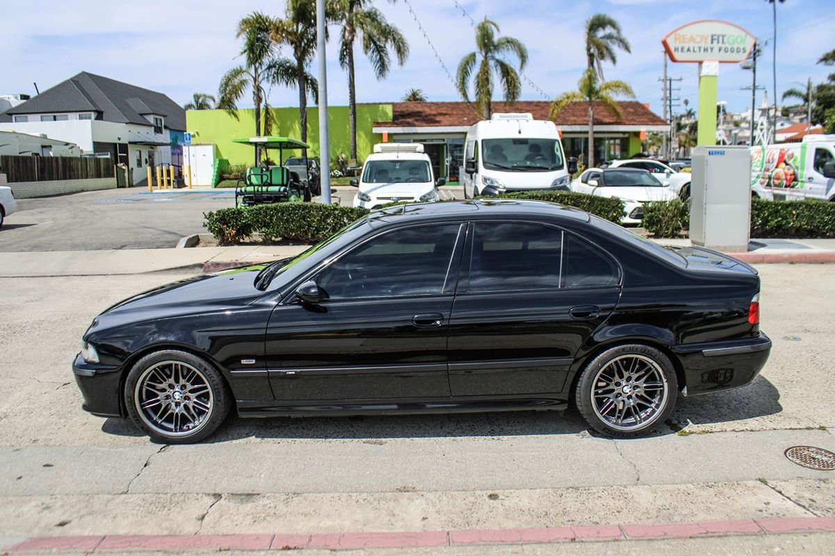 Used 2000 BMW M5 RWD image 2