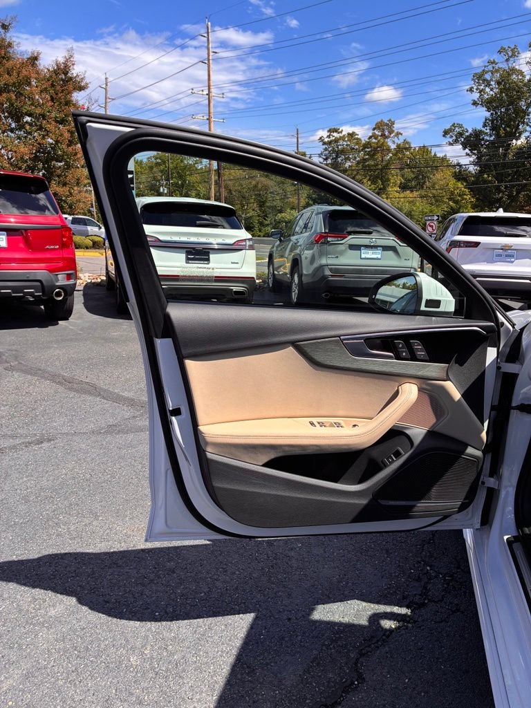 Used 2023 Audi A4 2.0T Premium Plus w/ Premium Plus Package AWD/4WD image 27