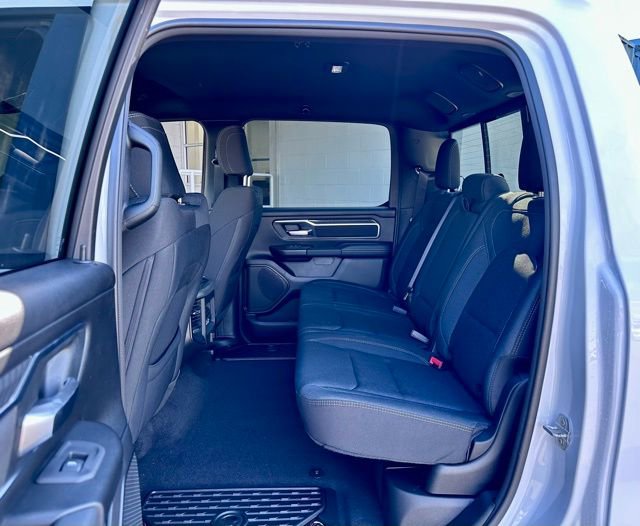 New 2026 RAM 1500 4x4 Crew Cab image 18