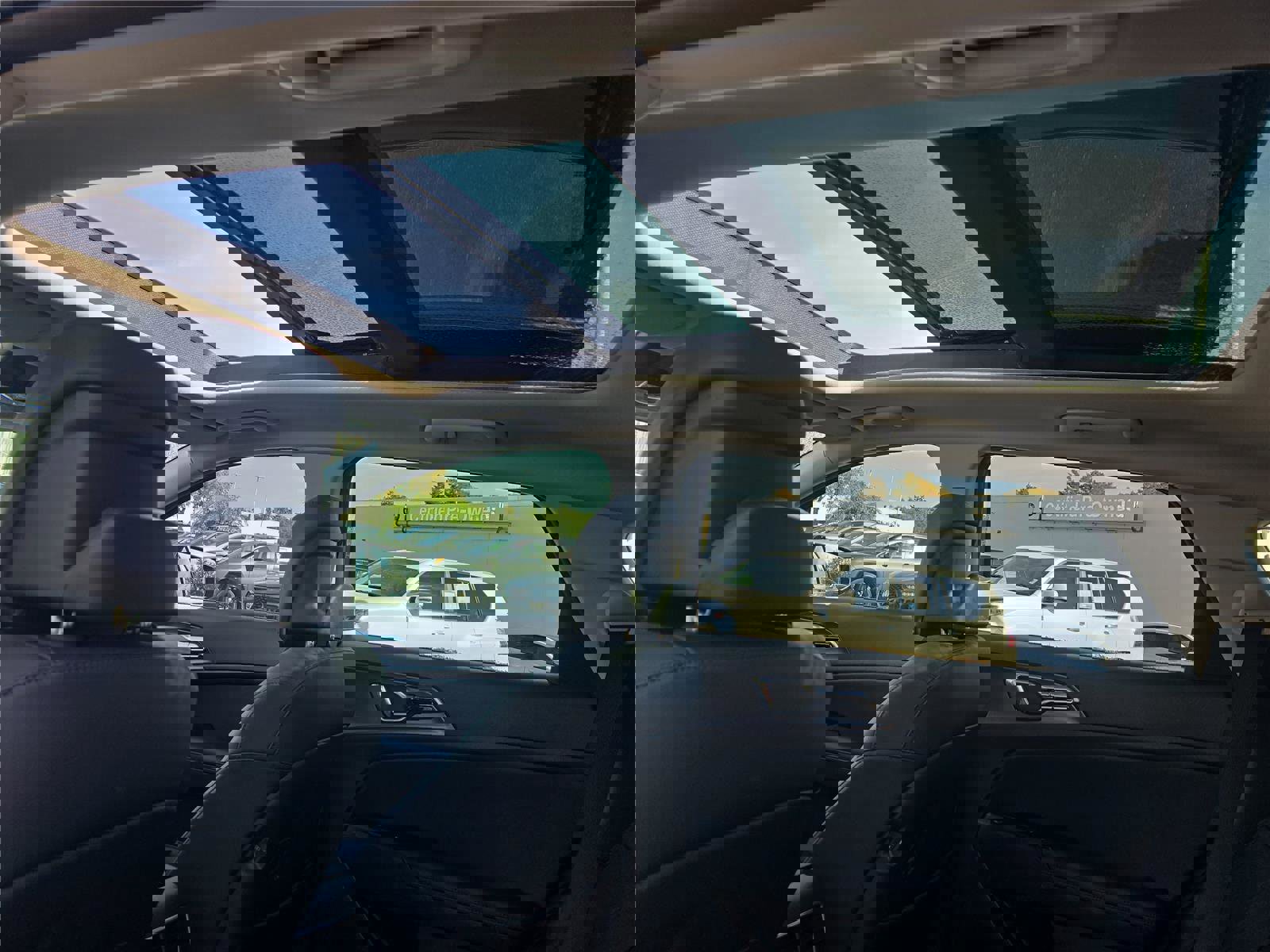 Used 2024 Kia Sportage SX Prestige image 31