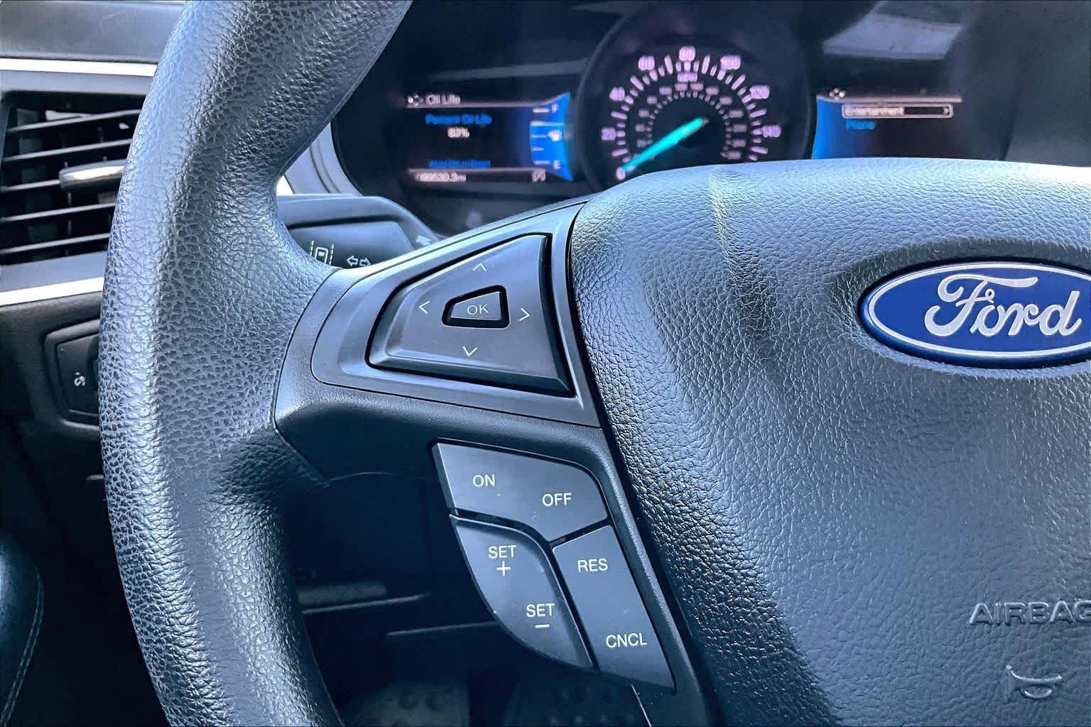 Used 2022 Ford Edge SE image 22