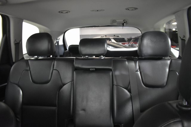 Used 2020 Kia Telluride S w/ S 8 Passenger Seating Package image 28