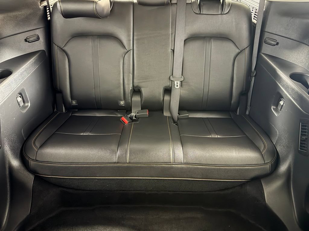Used 2024 MAZDA CX-90 Plug-In Hybrid w/ Preferred AWD/4WD image 18