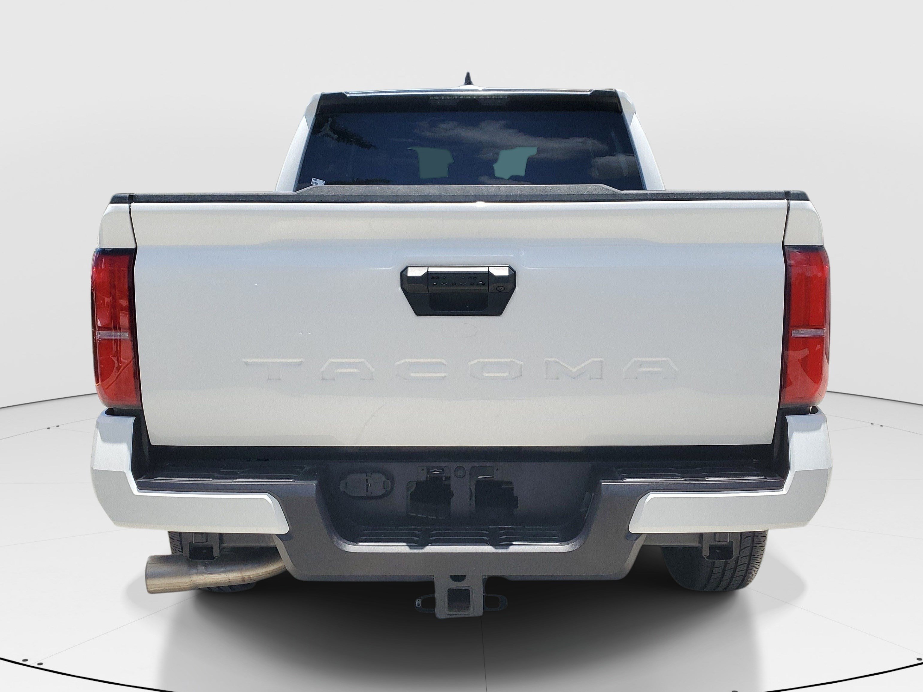 Used 2025 Toyota Tacoma SR5 RWD image 5