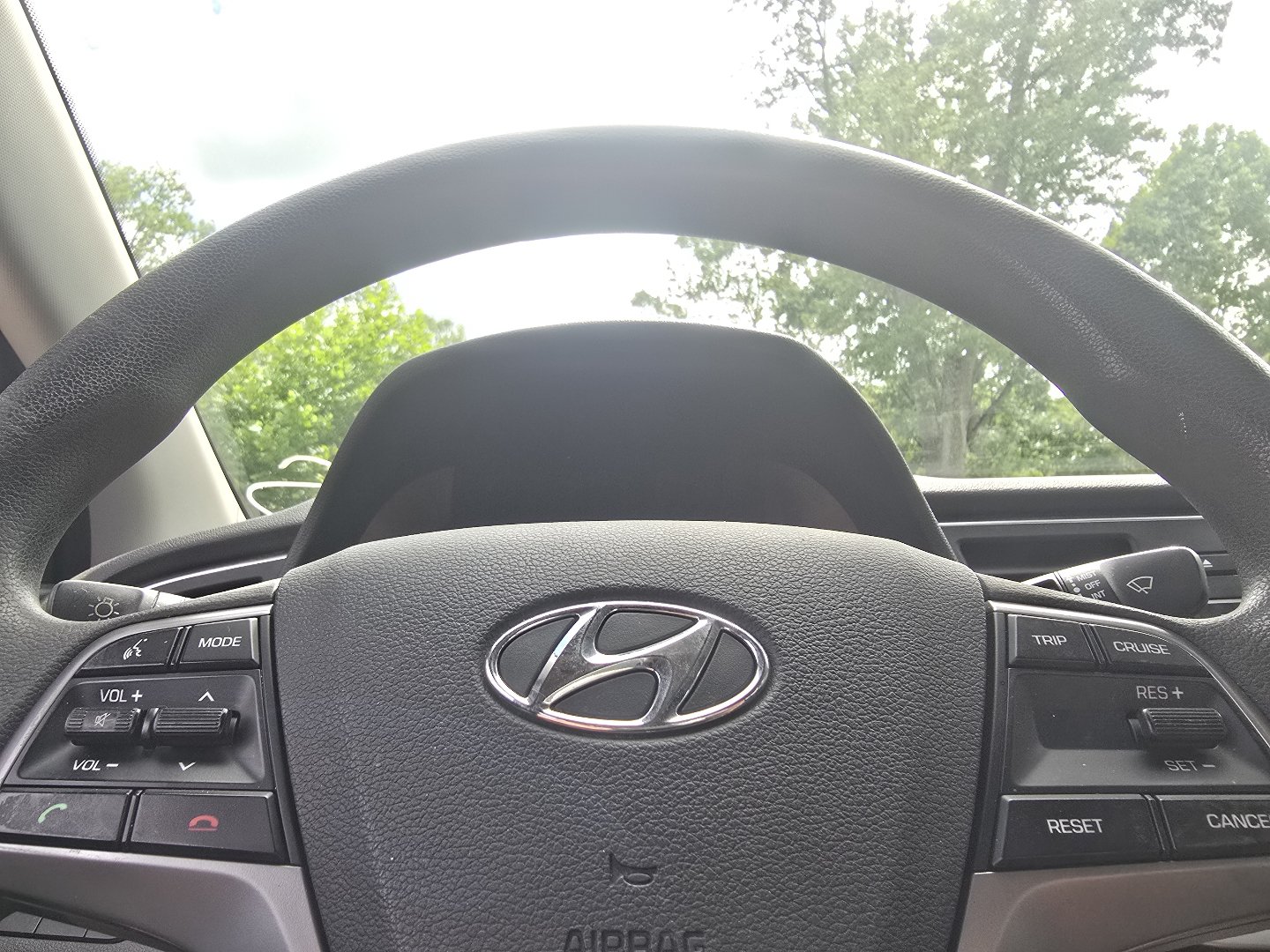 Used 2018 Hyundai Elantra SE FWD image 23