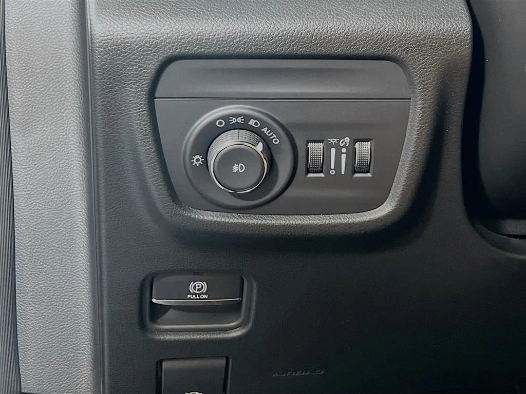 New 2025 Jeep Grand Cherokee Summit w/ Adv Protech Group IV image 11