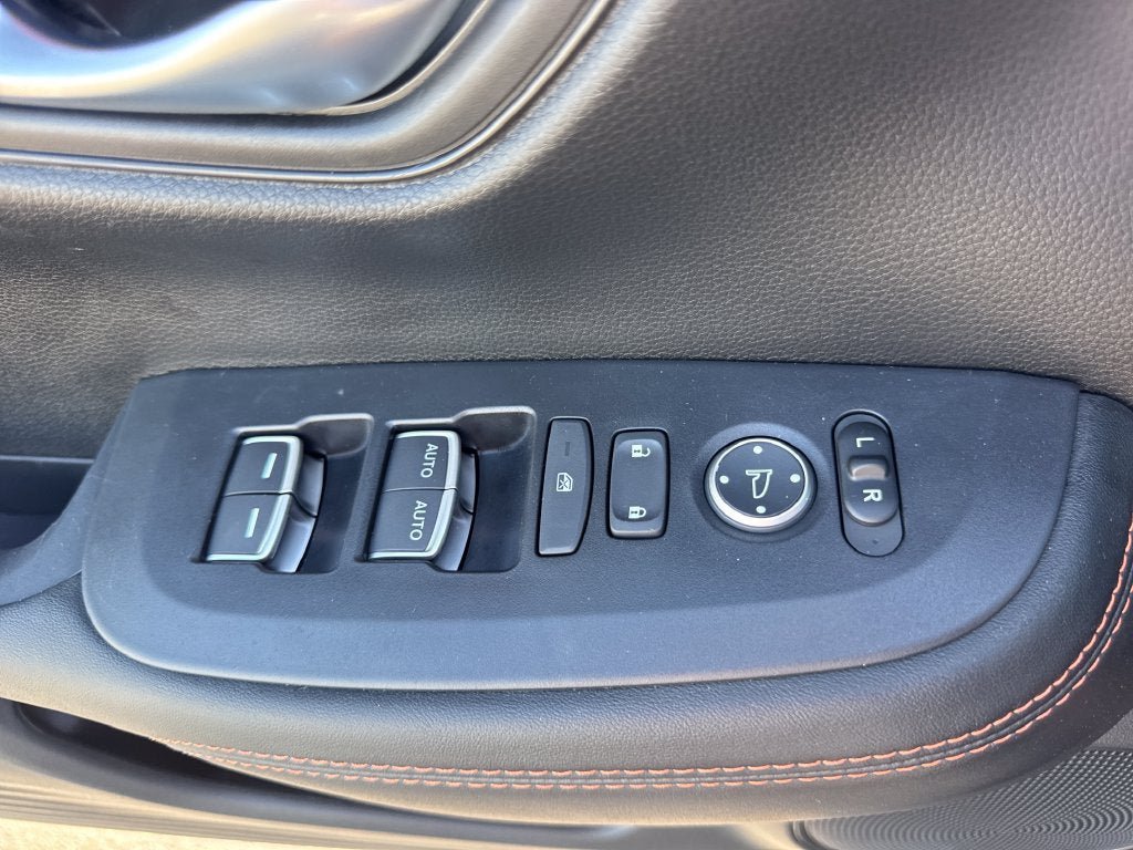 Used 2027 Honda HR-V Sport image 19