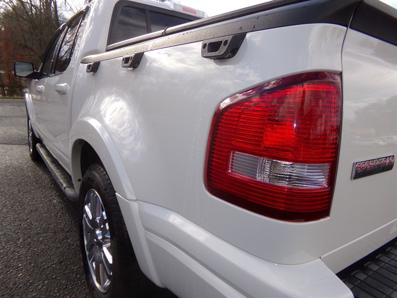 Used 2008 Ford Explorer Sport Trac Limited image 13
