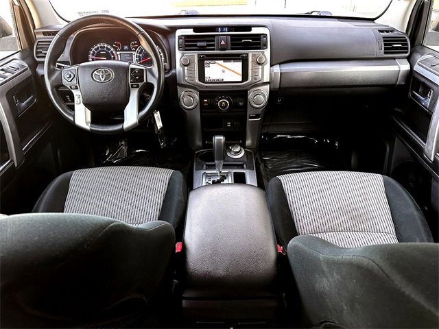 Used 2016 Toyota 4Runner SR5 image 27