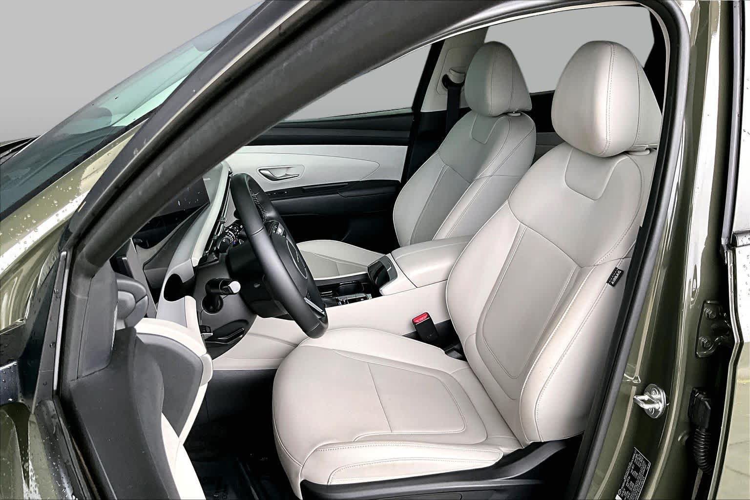 Used 2025 Hyundai Tucson SEL FWD image 8