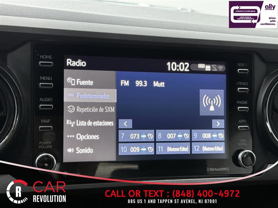 Used 2020 Toyota Tacoma TRD Sport w/ Blackout Package AWD/4WD image 19