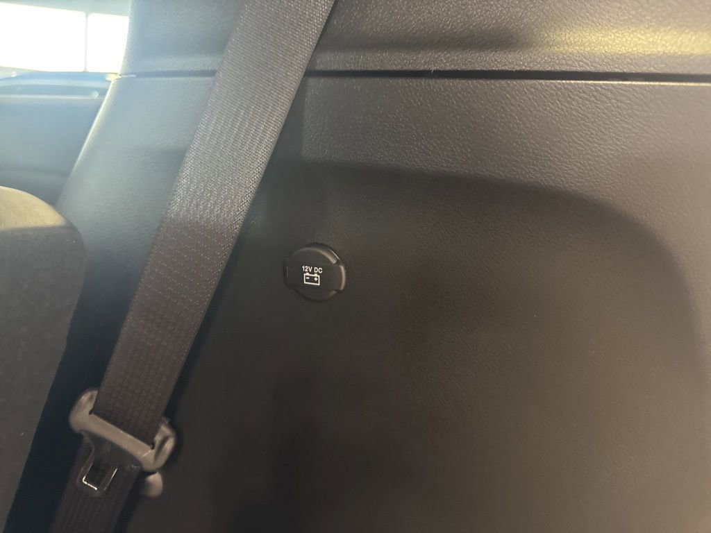 New 2025 Chrysler Pacifica Select image 49