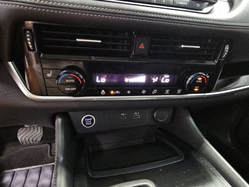 Used 2023 Nissan Rogue SL AWD/4WD image 18