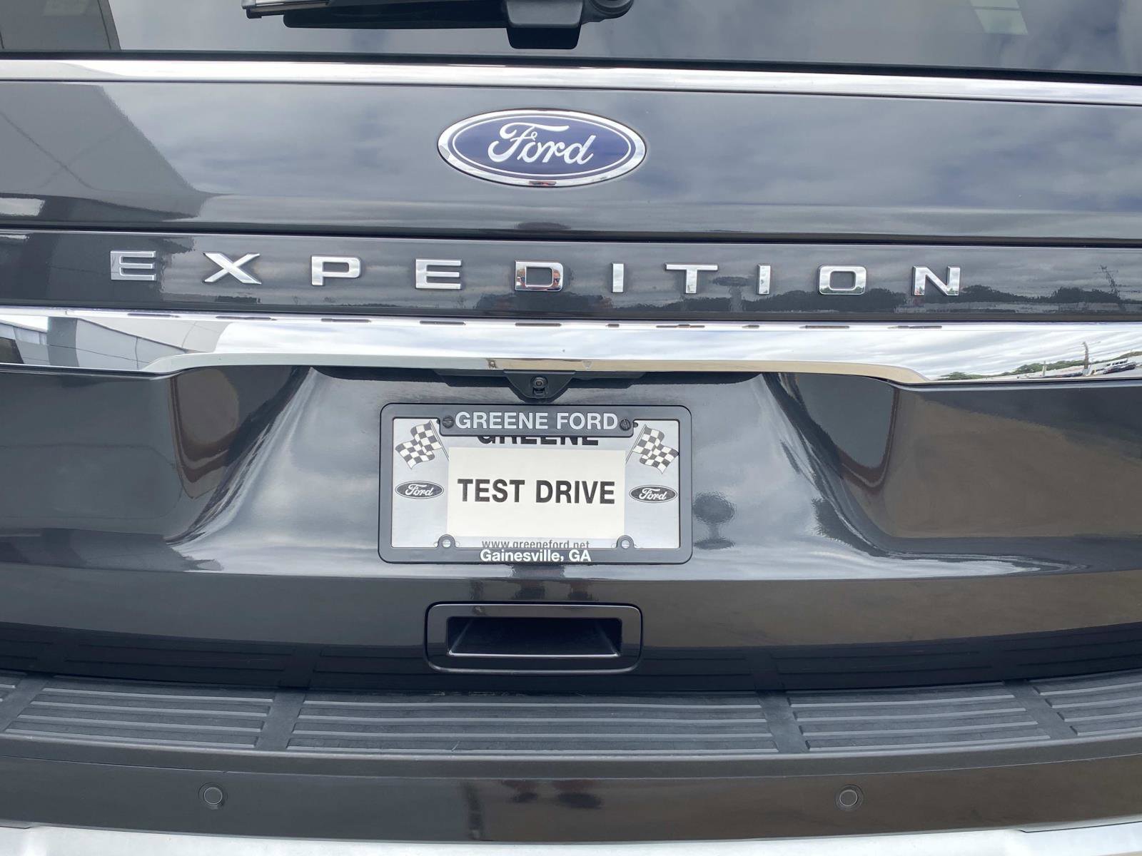 Used 2024 Ford Expedition Limited image 6