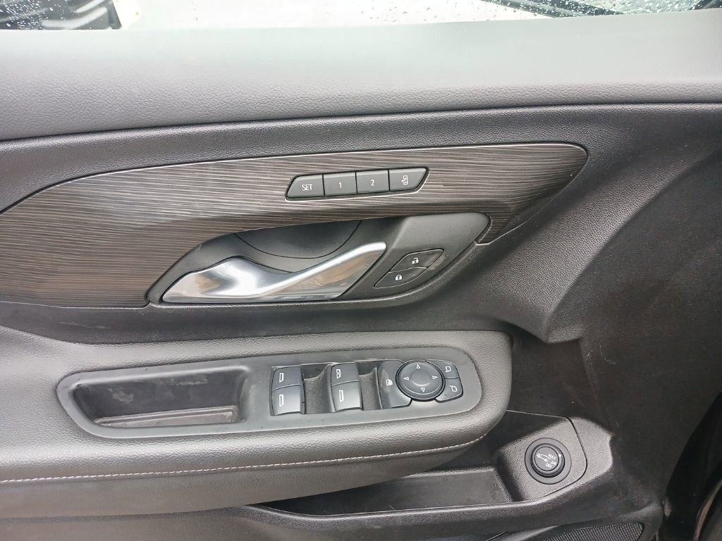 Certified 2024 GMC Terrain SLT image 12