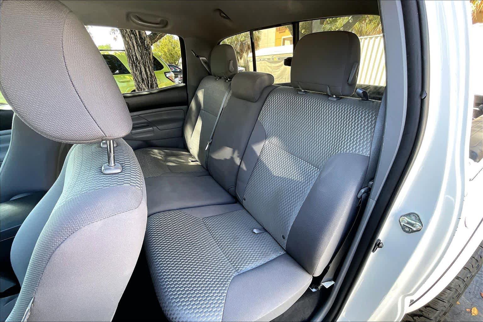 Used 2015 Toyota Tacoma PreRunner w/ SR5 Package RWD image 48