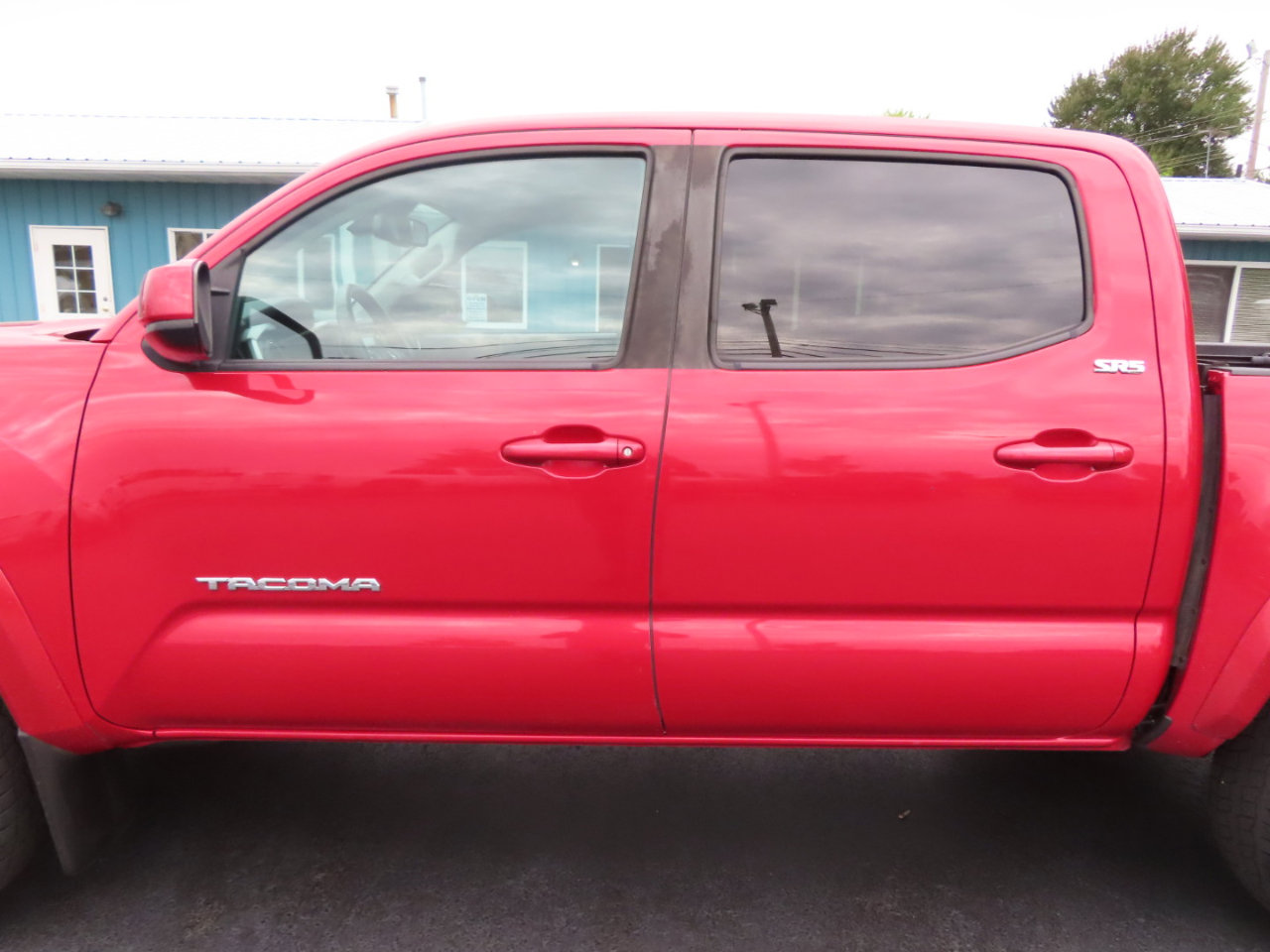 Used 2019 Toyota Tacoma SR5 image 13