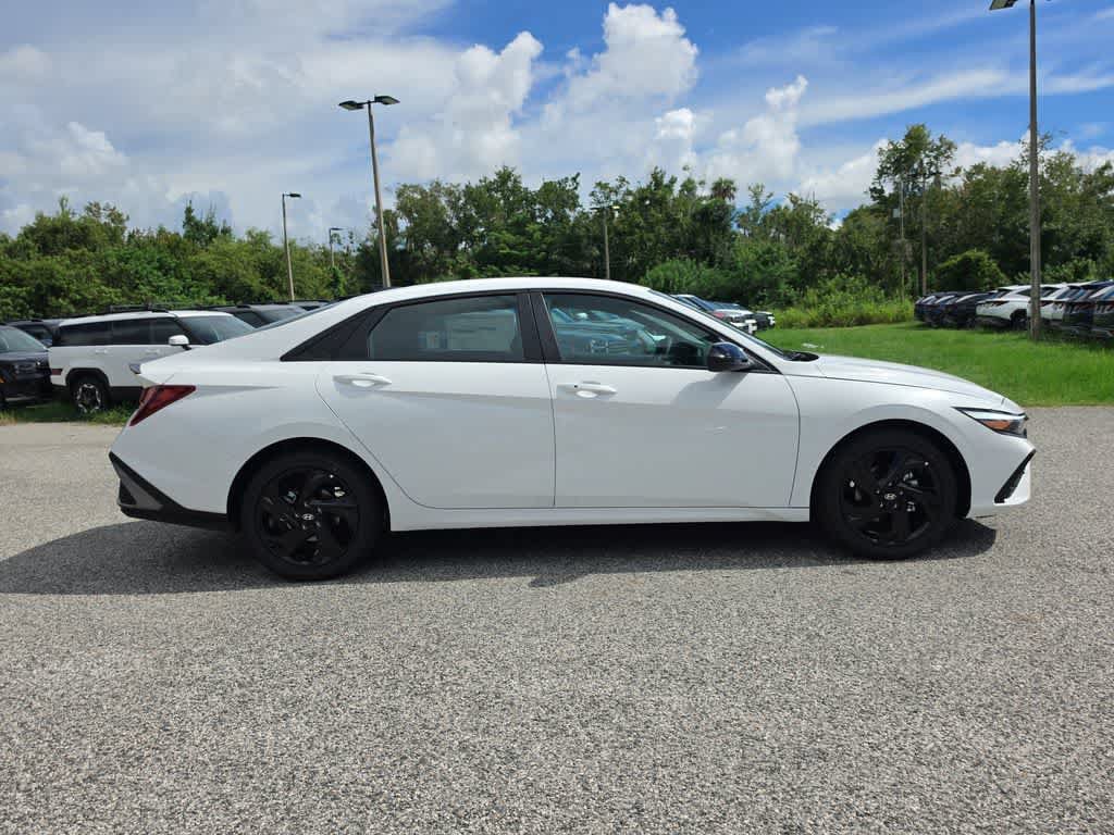 New 2026 Hyundai Elantra SEL Sport FWD image 8