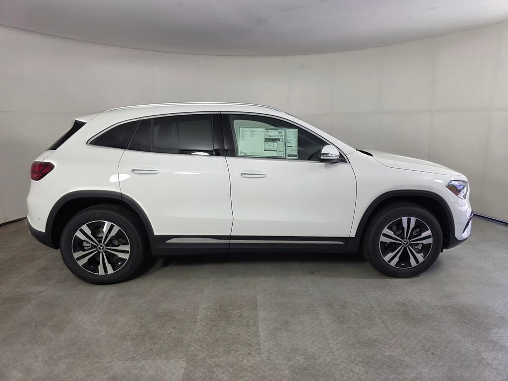 New 2026 Mercedes-Benz GLA 250 4MATIC image 3