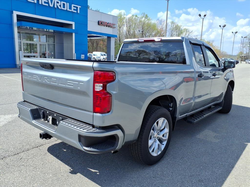Used 2026 Chevrolet Silverado 1500 Custom AWD/4WD image 4