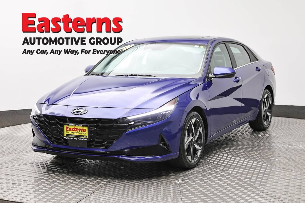 Used 2023 Hyundai Elantra Limited w/ Preferred Accessory Package