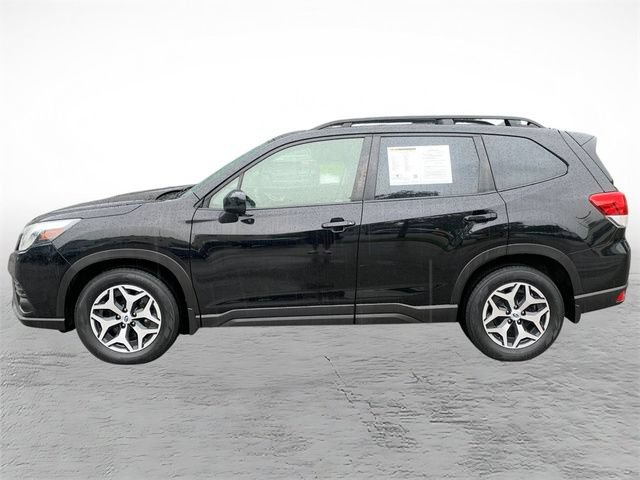 Used 2024 Subaru Forester Premium AWD/4WD image 6