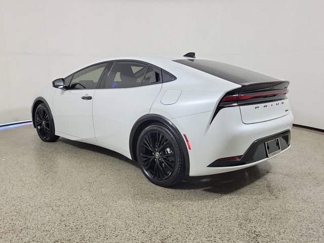 Used 2025 Toyota Prius image 7