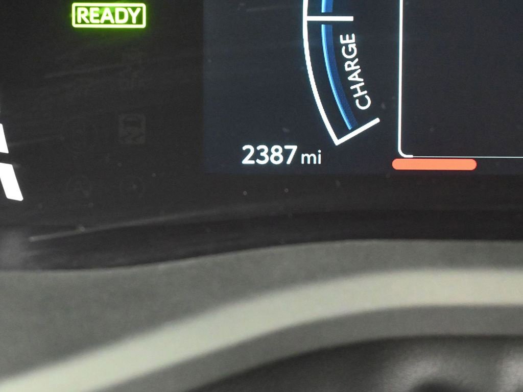 Certified 2025 Toyota Camry SE image 18