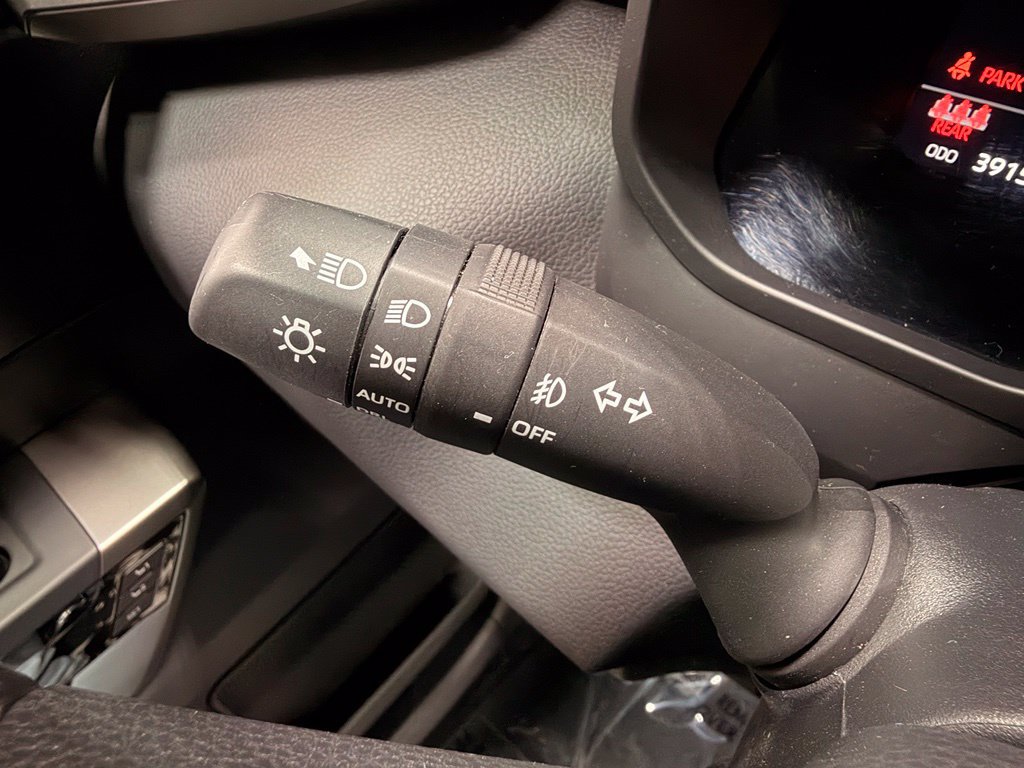 Used 2024 Toyota Tundra Limited w/ TRD Off-Road Package AWD/4WD image 34