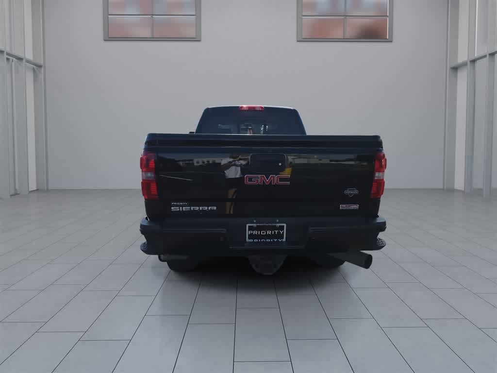 Used 2016 GMC Sierra 2500 SLT w/ All-Terrain HD Package AWD/4WD image 8