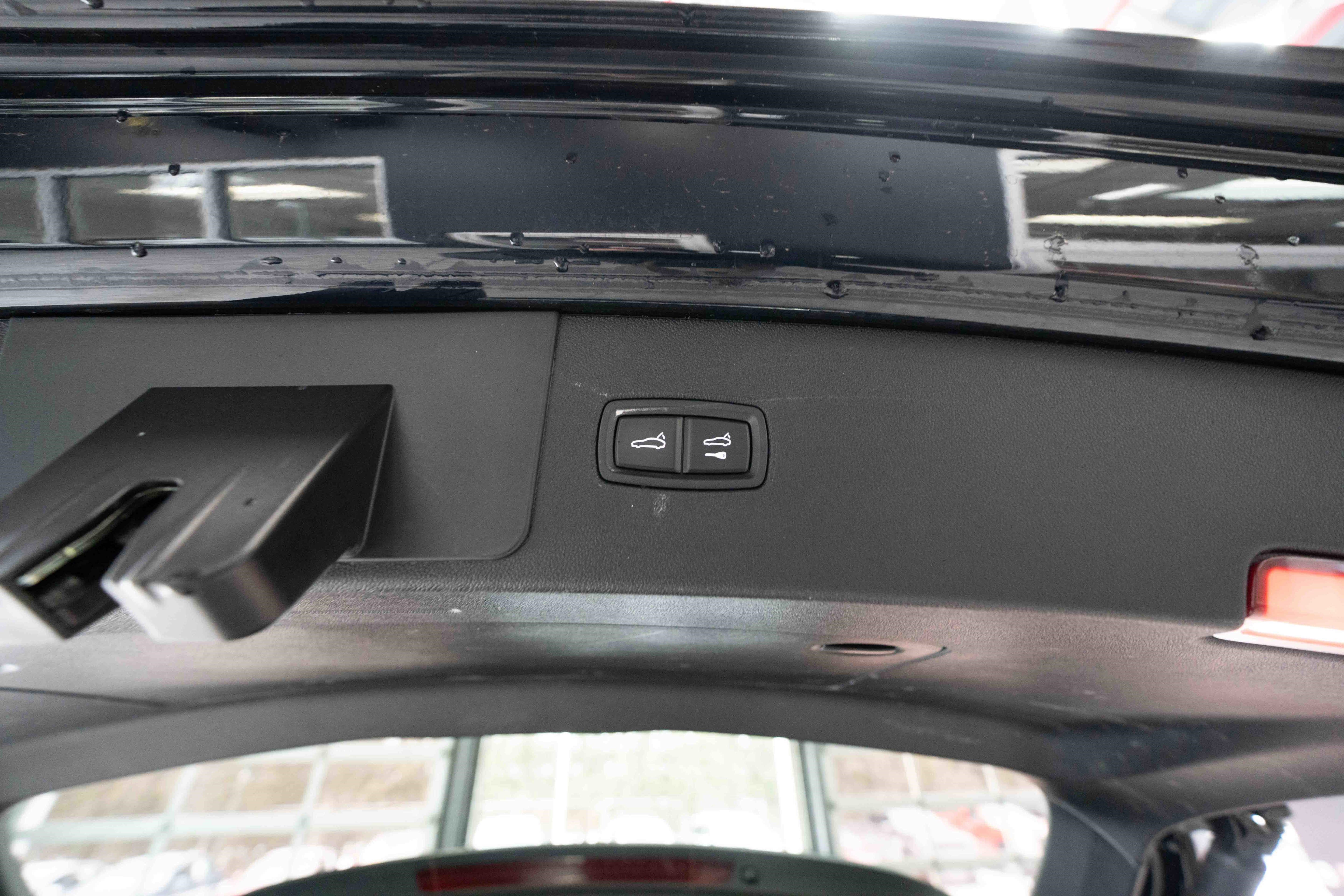 Used 2023 Porsche Cayenne image 29