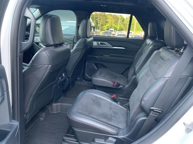 Used 2025 Ford Explorer ST w/ Sun And Sound Package AWD/4WD image 24