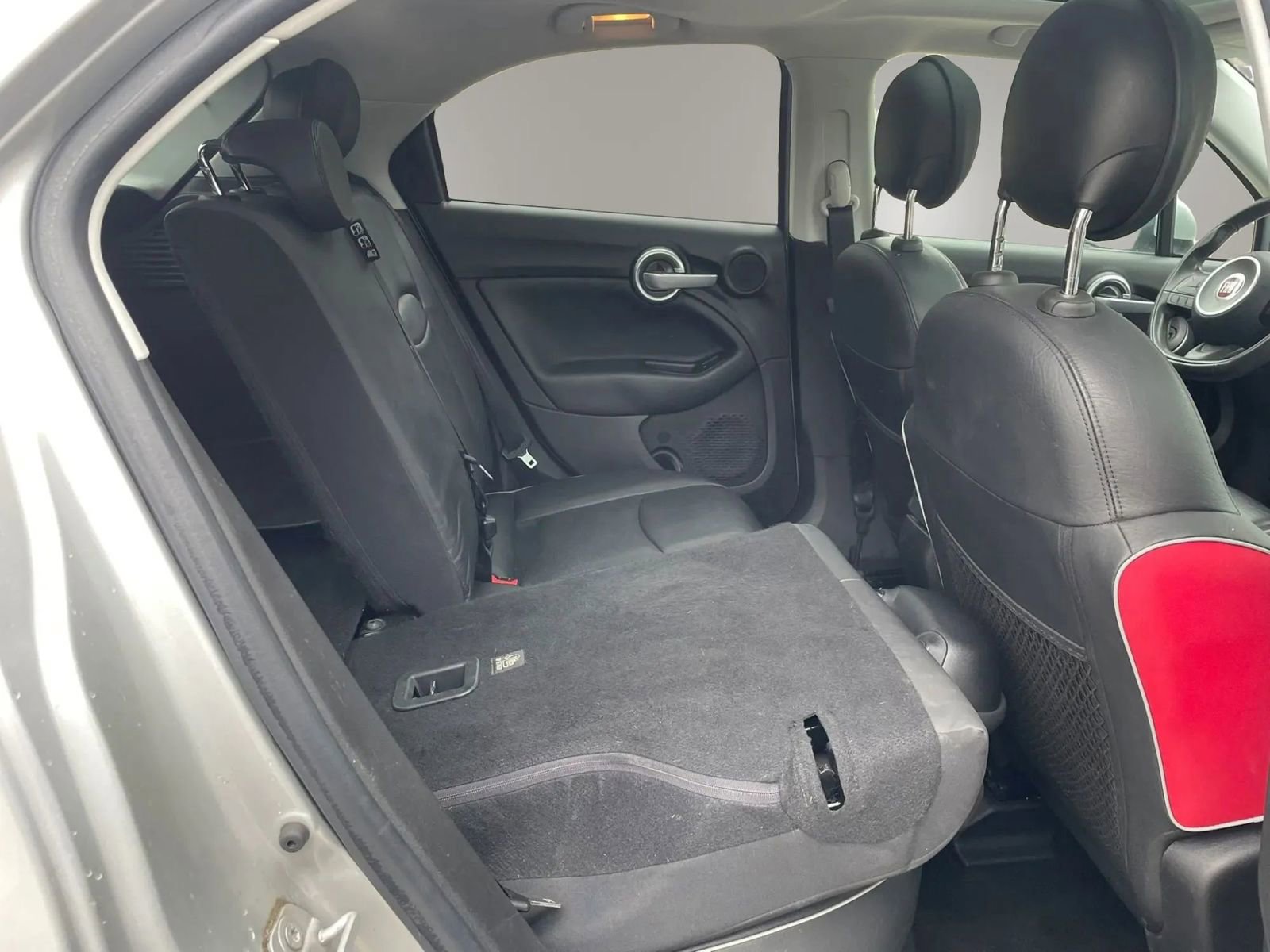 Used 2016 FIAT 500X Lounge image 25