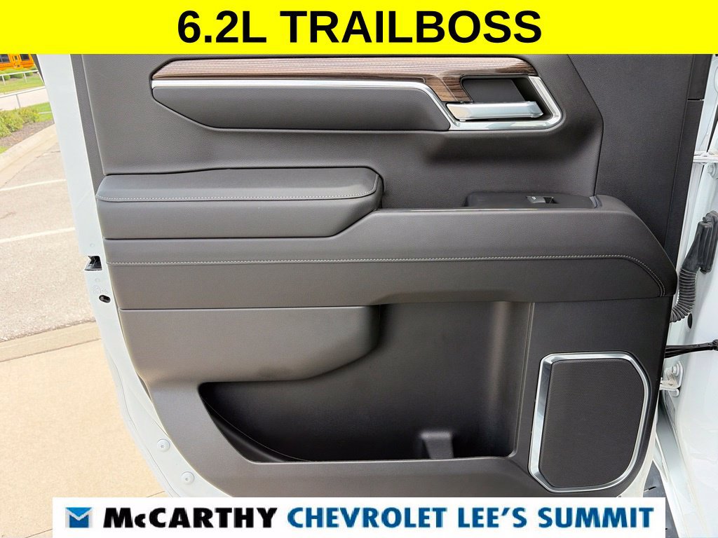 Used 2023 Chevrolet Silverado 1500 LT Trail Boss w/ Convenience Package II AWD/4WD image 40