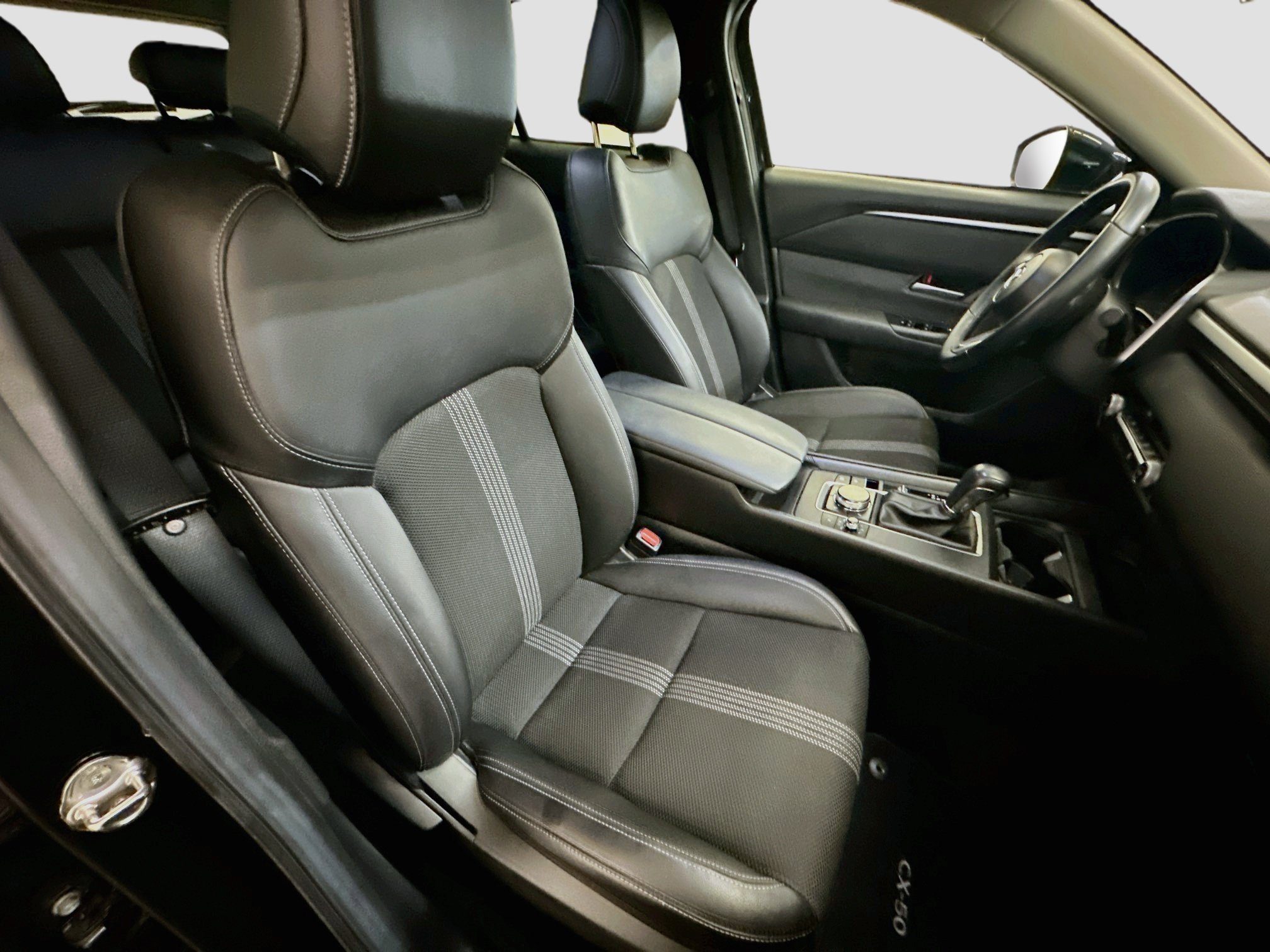 Used 2025 MAZDA CX-50 AWD 2.5 S w/ Preferred Package image 33