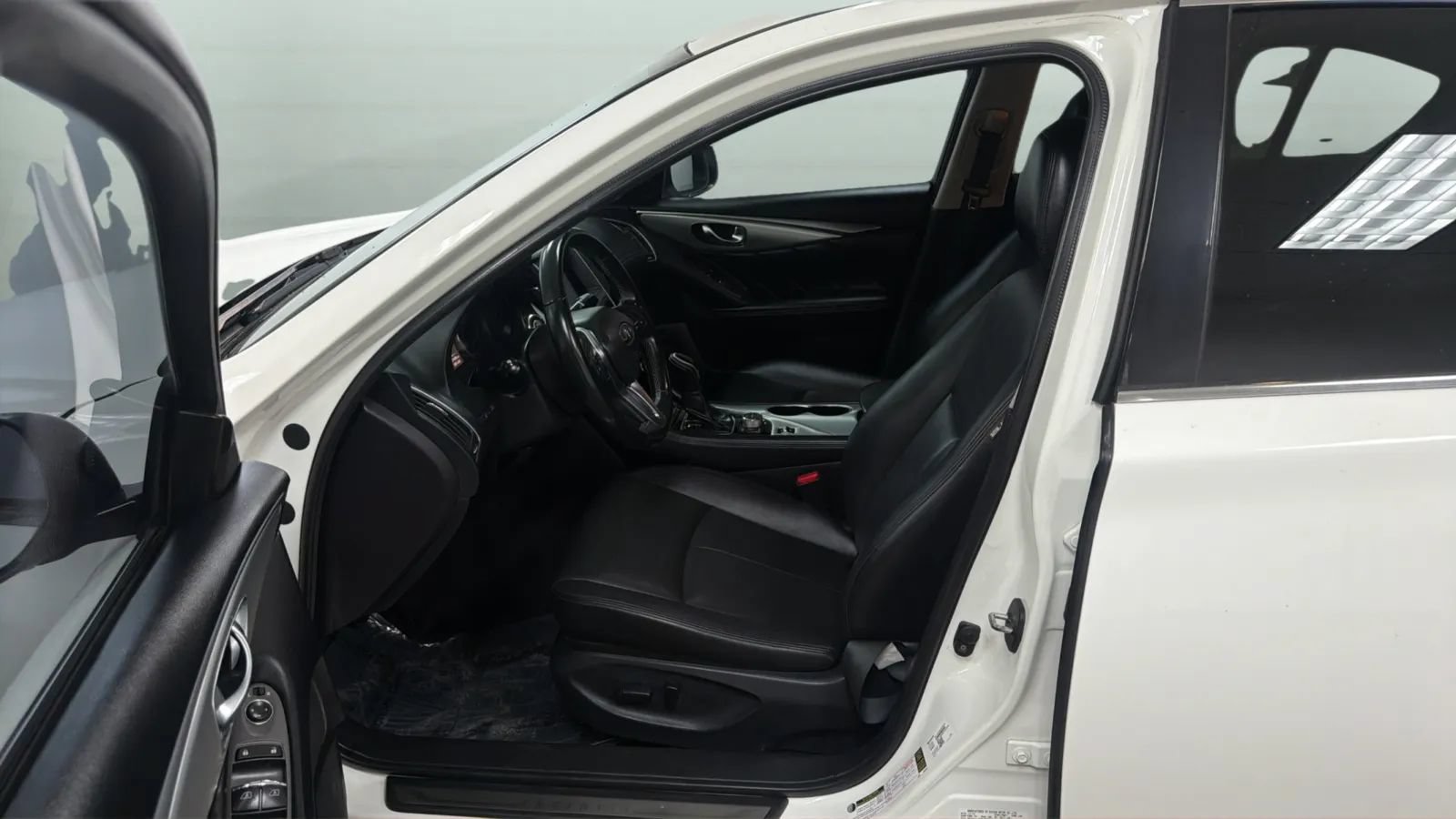 Used 2020 INFINITI Q50 Luxe RWD image 21