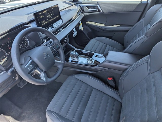 New 2025 Mitsubishi Outlander Trail Edition image 10