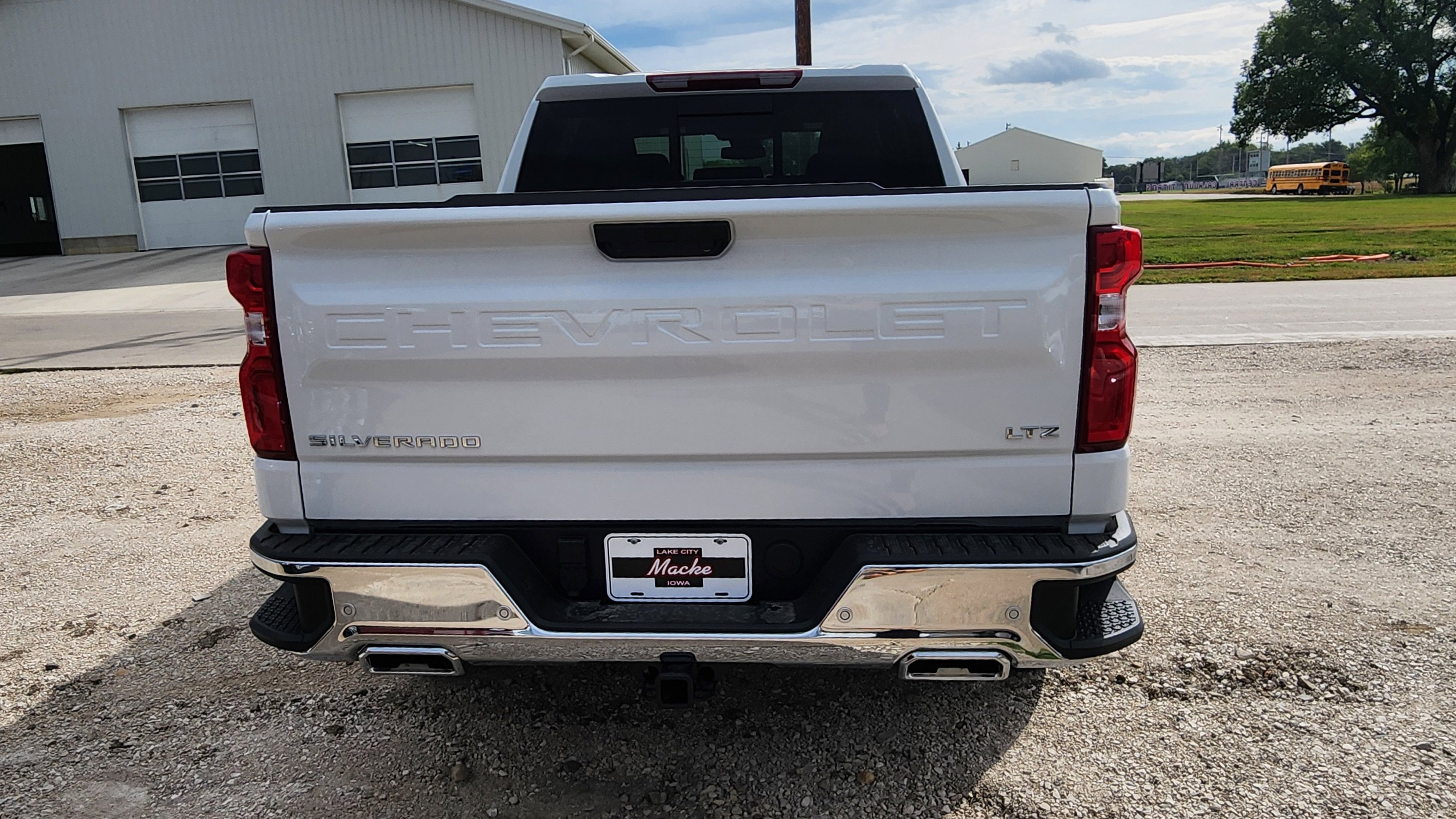 New 2026 Chevrolet Silverado 1500 LTZ w/ Z71 Off-Road Package image 5