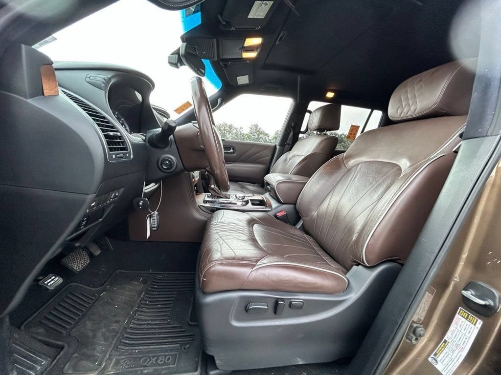 Used 2017 INFINITI QX80 Limited w/ All Season Package AWD/4WD image 14