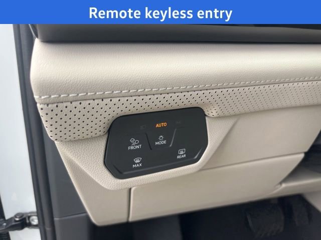 New 2026 Volkswagen Atlas SE image 9