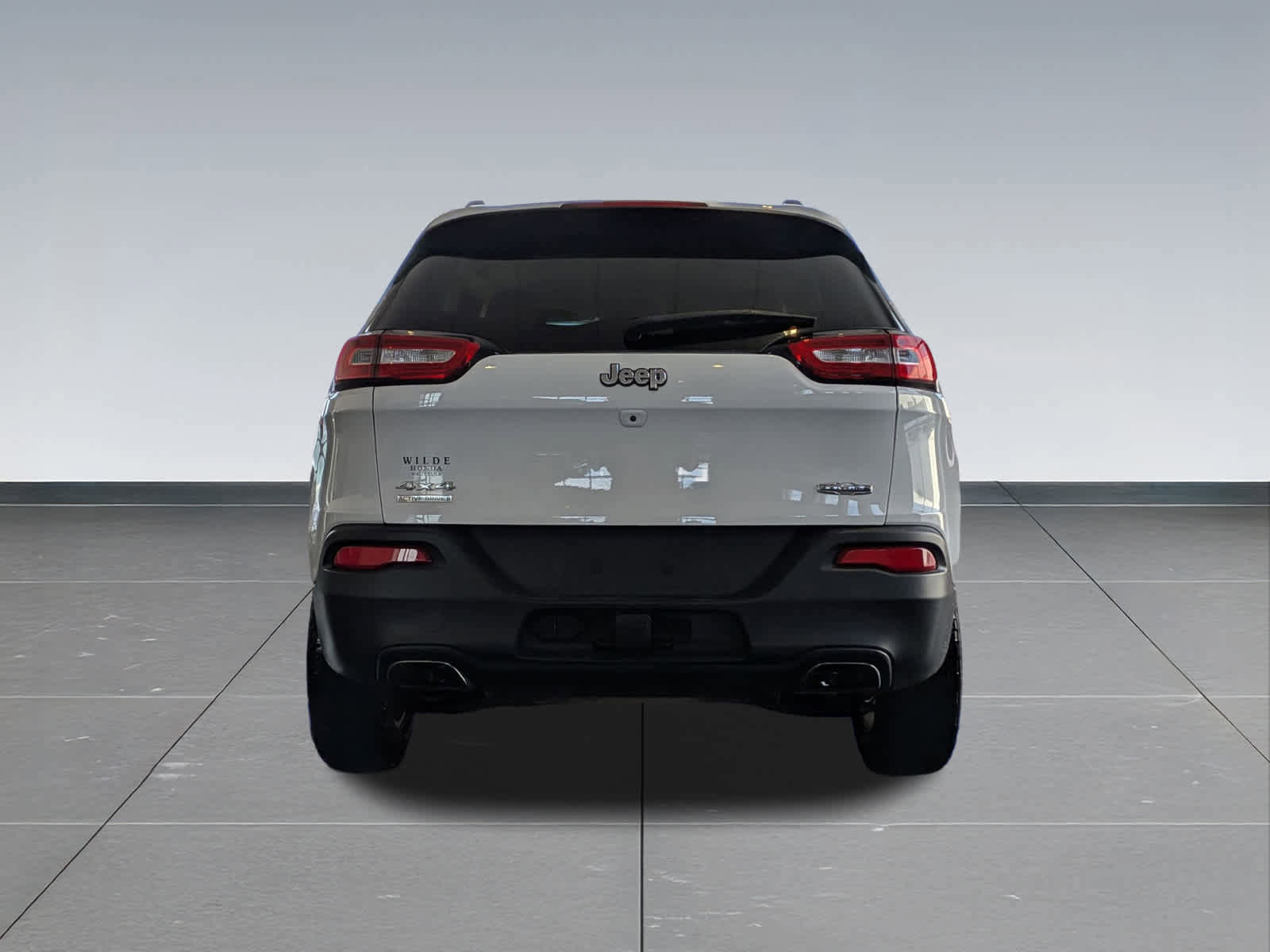 Used 2018 Jeep Cherokee Latitude Plus w/ Comfort/Convenience Group image 5