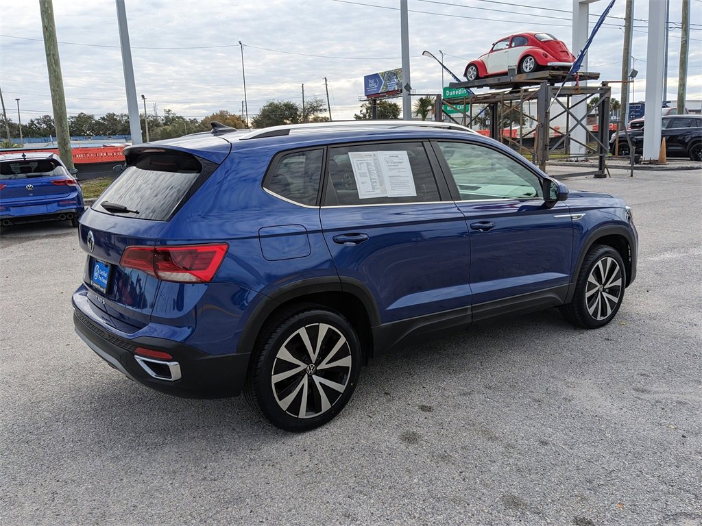 Certified 2023 Volkswagen Taos SE image 8